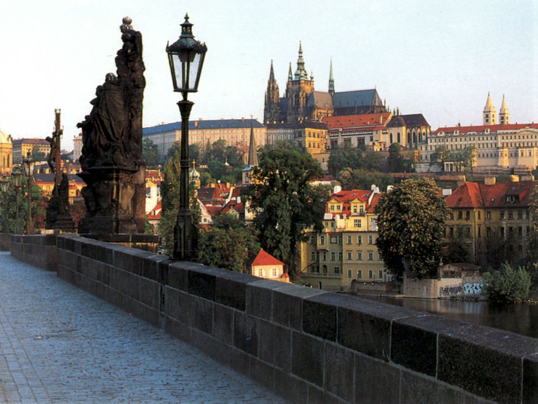 CharlesBridge_1.jpg