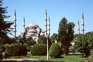 IstanbulBlueMosque.jpg